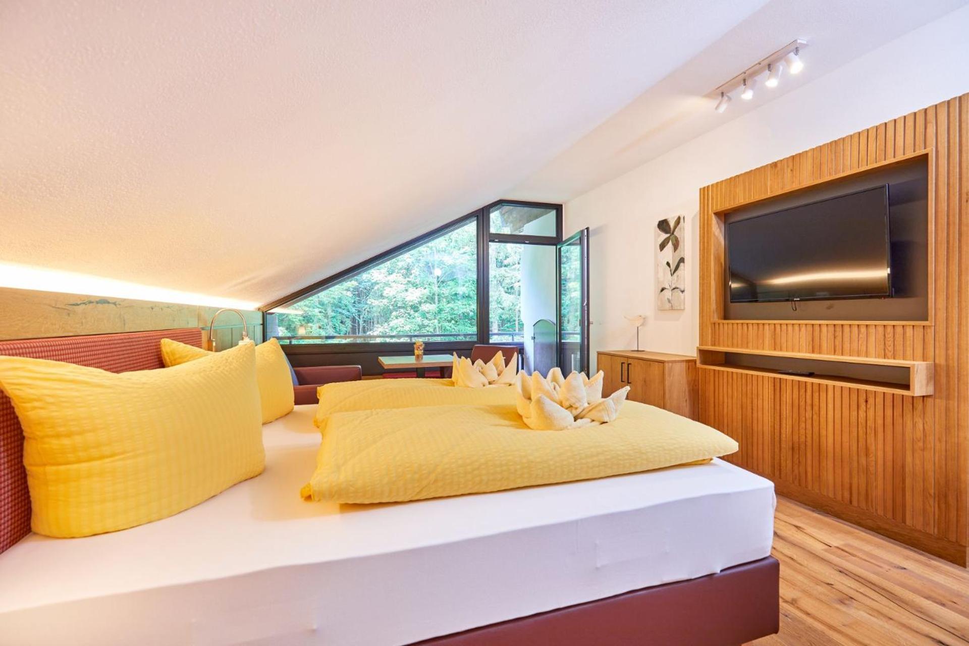 Appartement Loser Mit Indoorpool Und Sauna Бад-Гойзерн Екстер'єр фото