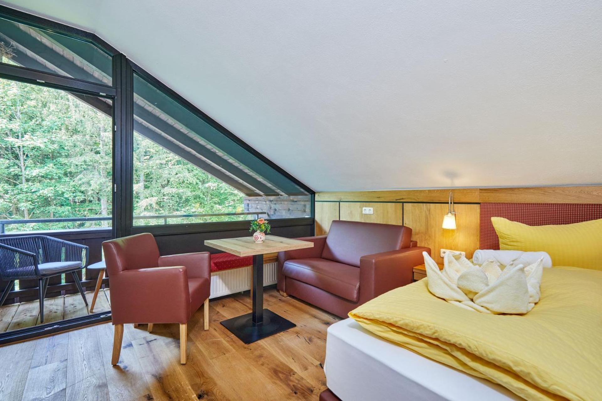 Appartement Loser Mit Indoorpool Und Sauna Бад-Гойзерн Екстер'єр фото